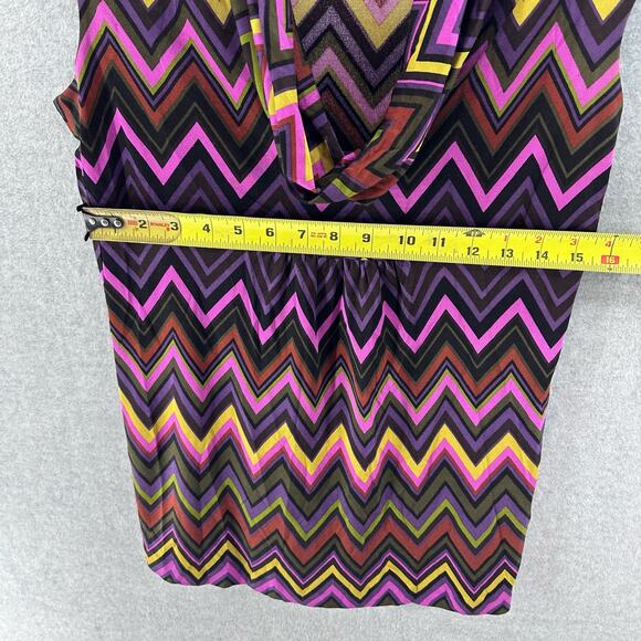 Trina Turk Women's sz L Zig Zag Print Sleeveless Top 100% Silk Y2K Fall Classic - Picture 5 of 9